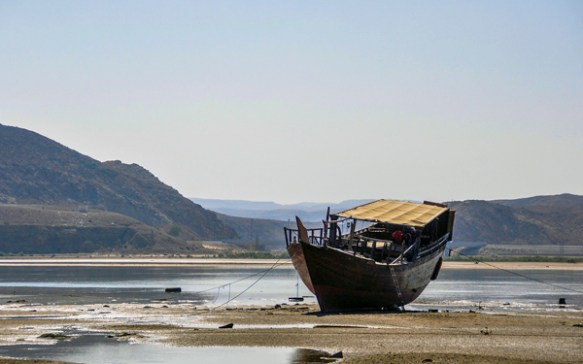 oman-sue2 northern coast of Oman, photo by Sue Alstedt