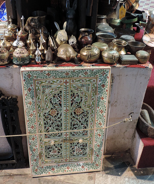 Muttrah Souk, Old Muscat, Oman, photo by Sallie Volotzky
